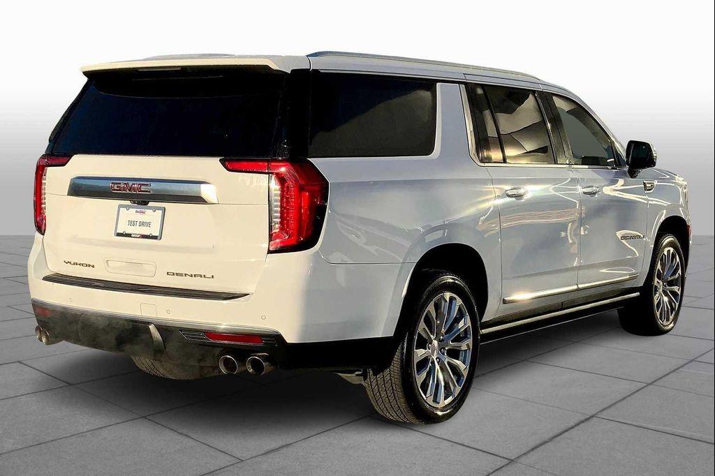 used 2021 GMC Yukon XL car, priced at $42,897