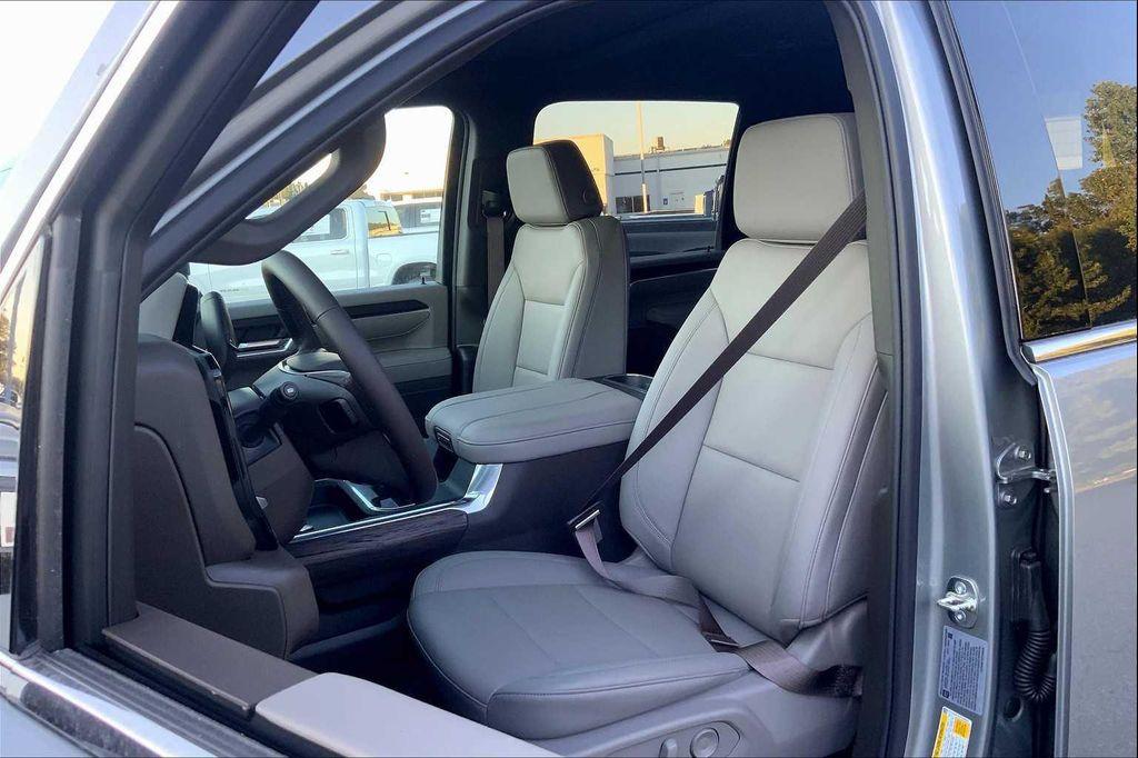 new 2026 GMC Sierra 2500 car, priced at $83,945