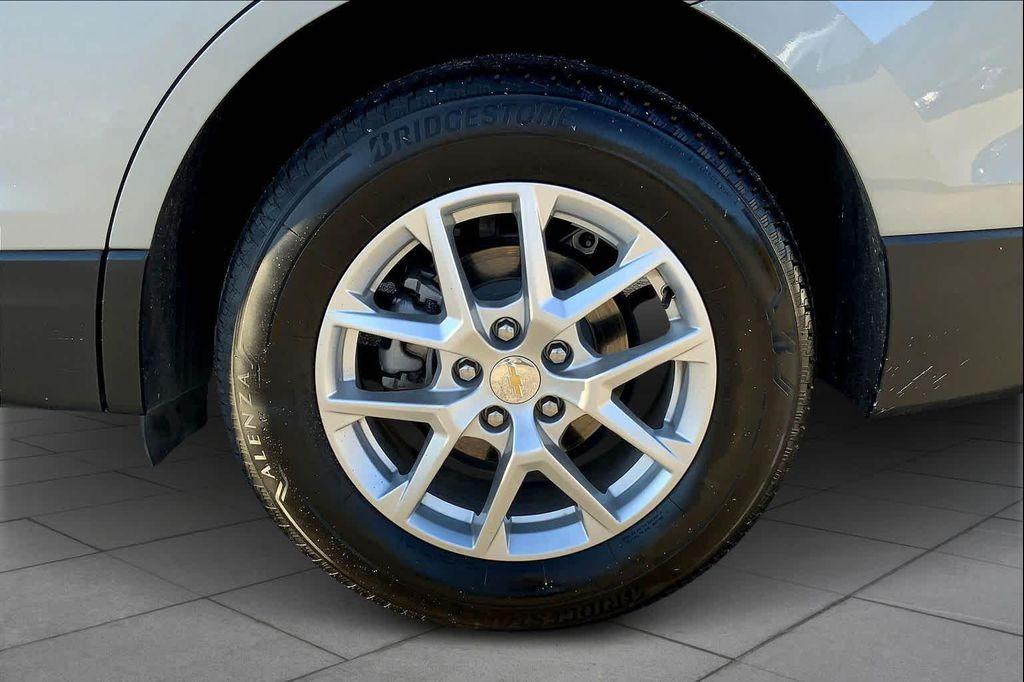 used 2024 Chevrolet Equinox car, priced at $23,823