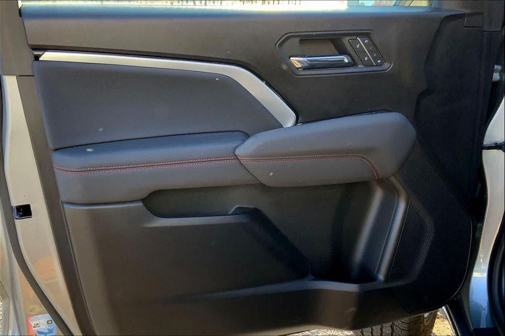 used 2023 Chevrolet Colorado car, priced at $37,990