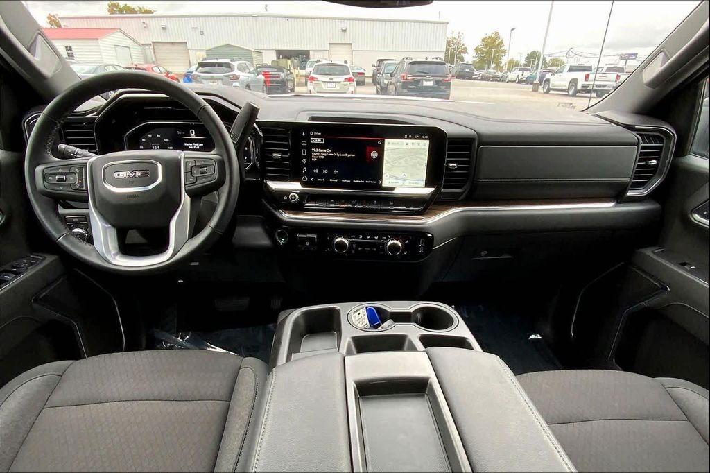 new 2025 GMC Sierra 1500 car, priced at $54,295