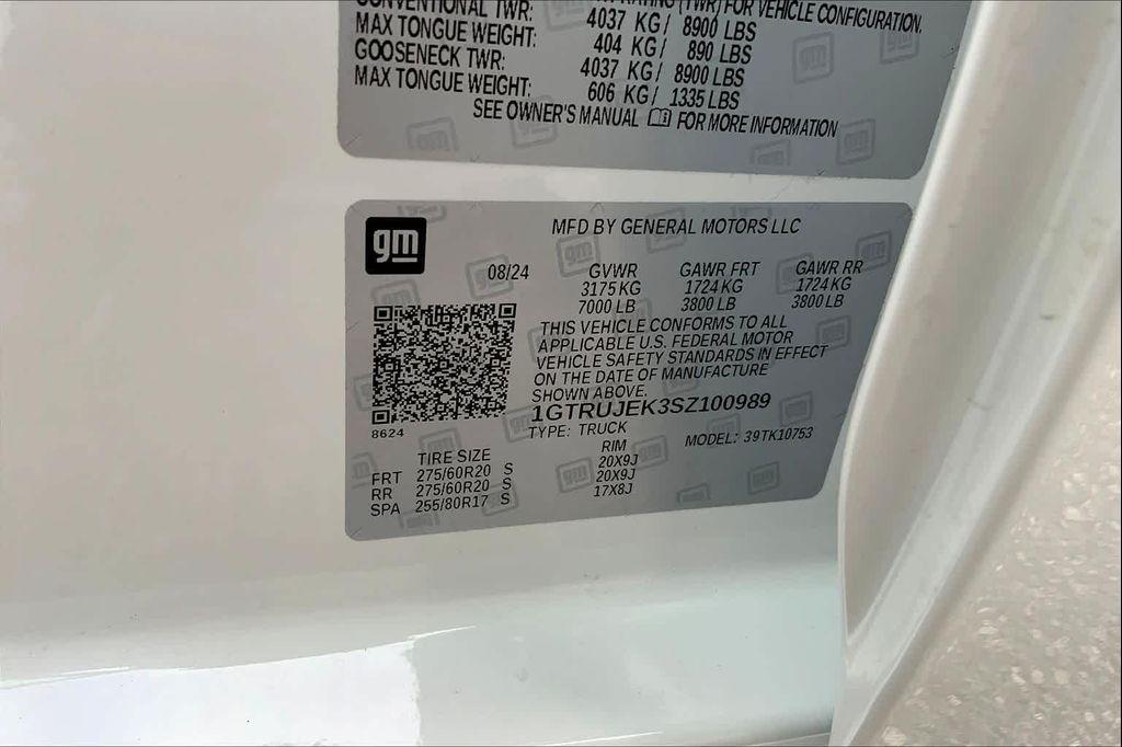 new 2025 GMC Sierra 1500 car, priced at $54,295