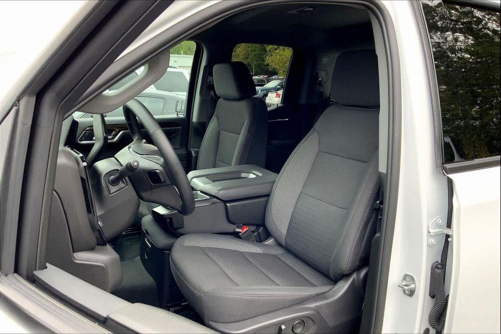 new 2025 GMC Sierra 1500 car, priced at $54,295