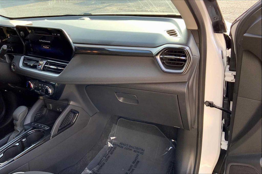 used 2025 Chevrolet TrailBlazer car, priced at $22,497