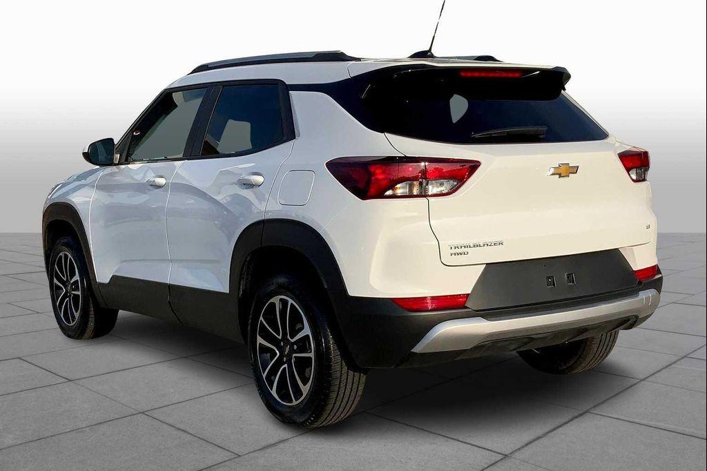 used 2025 Chevrolet TrailBlazer car, priced at $22,497