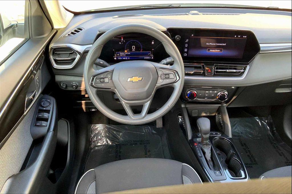used 2025 Chevrolet TrailBlazer car, priced at $22,497