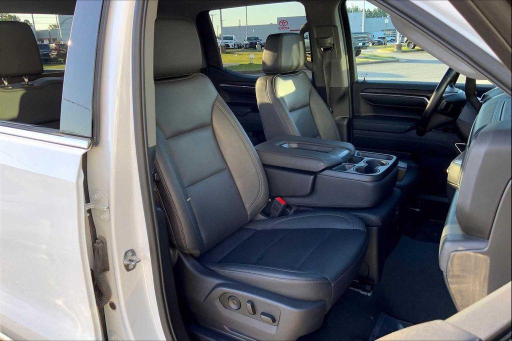 used 2024 GMC Sierra 1500 car, priced at $37,497