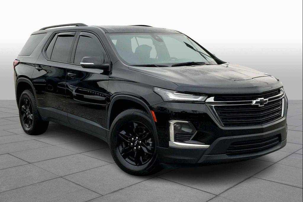 used 2023 Chevrolet Traverse car, priced at $28,497