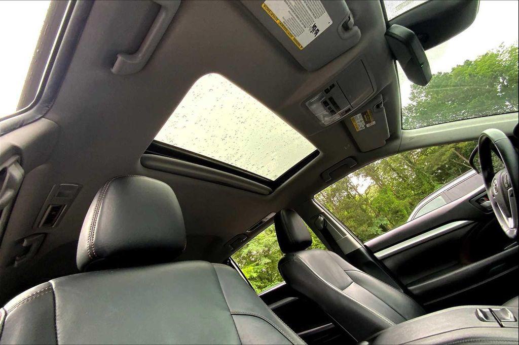 used 2019 Toyota Highlander car, priced at $22,869