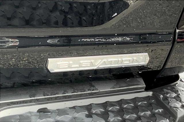 used 2023 GMC Canyon car, priced at $34,479