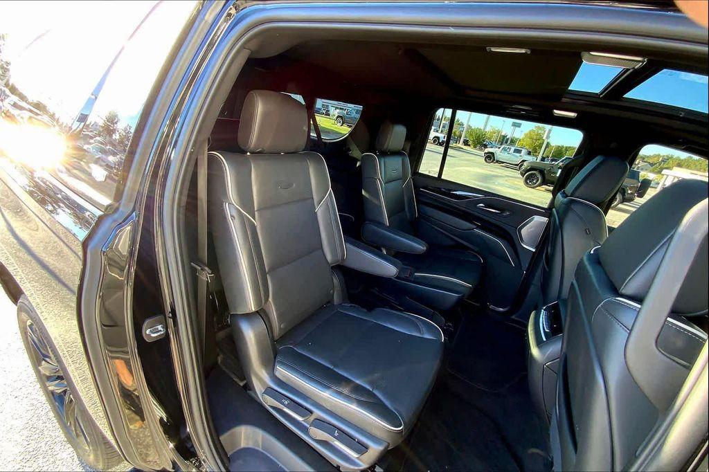 used 2023 Cadillac Escalade ESV car, priced at $69,490
