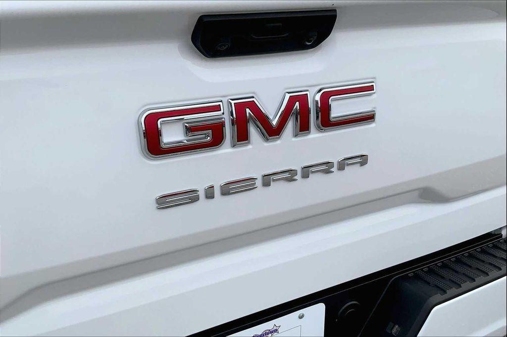 new 2025 GMC Sierra 1500 car, priced at $52,459
