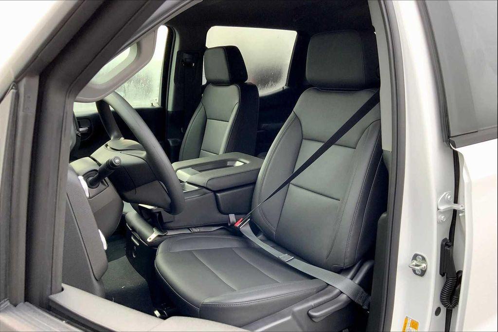 new 2025 GMC Sierra 1500 car, priced at $52,459