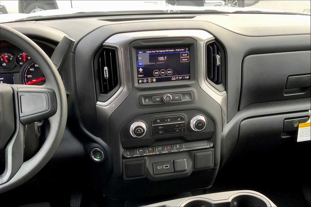 new 2025 GMC Sierra 1500 car, priced at $52,459