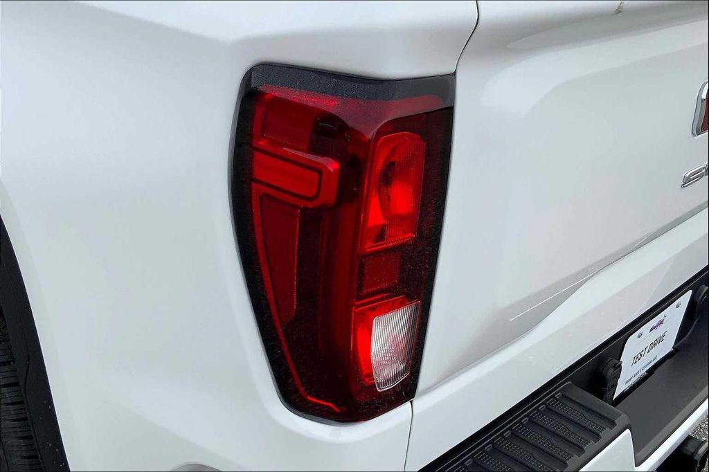 new 2025 GMC Sierra 1500 car, priced at $52,459