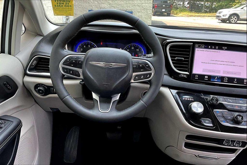 used 2024 Chrysler Pacifica car, priced at $30,497