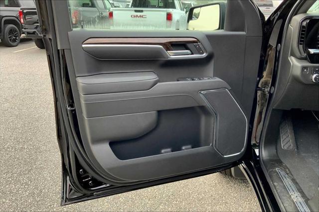 new 2025 GMC Sierra 1500 car, priced at $58,285