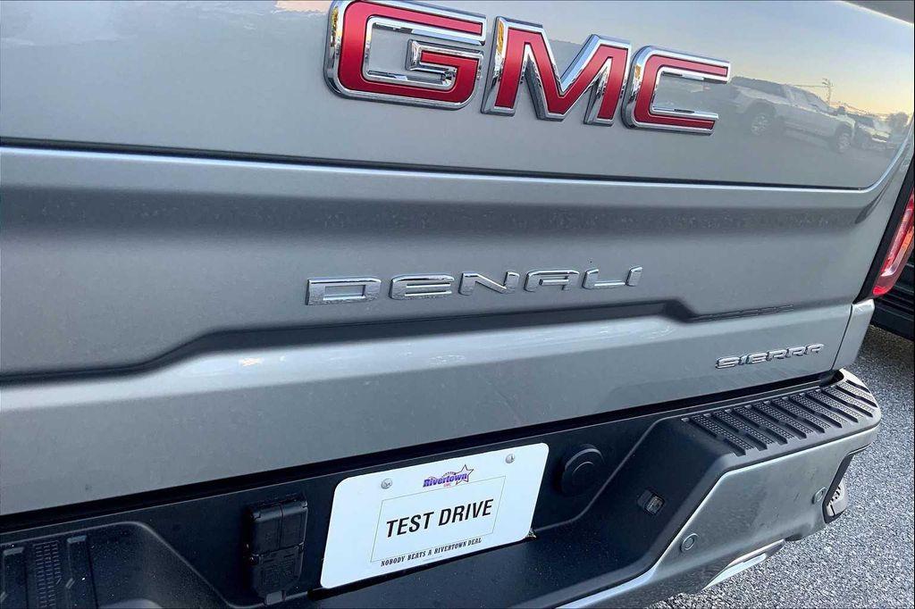 new 2026 GMC Sierra 1500 car, priced at $79,175