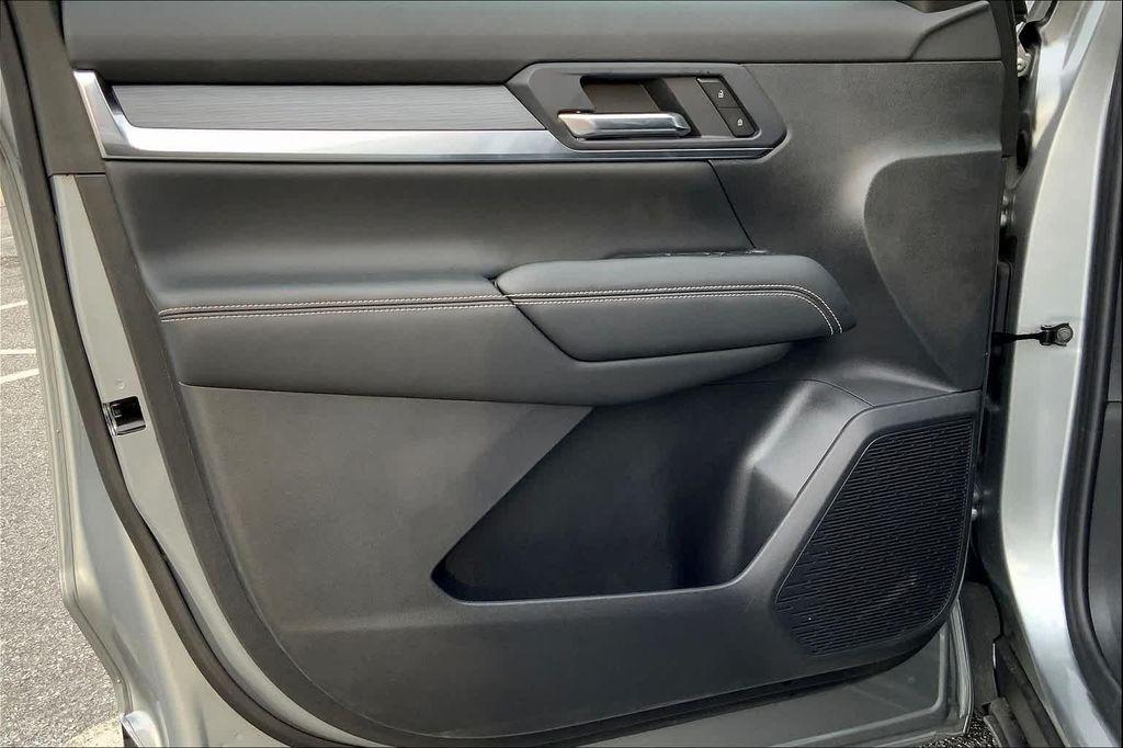 new 2025 GMC Terrain car, priced at $31,890