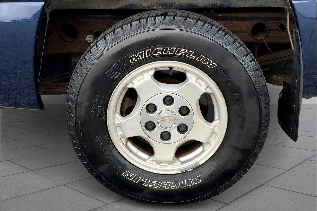 used 2000 Chevrolet Silverado 1500 car, priced at $4,997