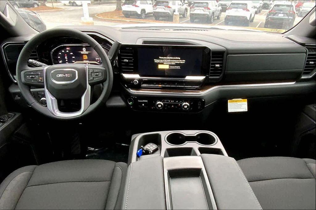 new 2025 GMC Sierra 1500 car, priced at $60,885