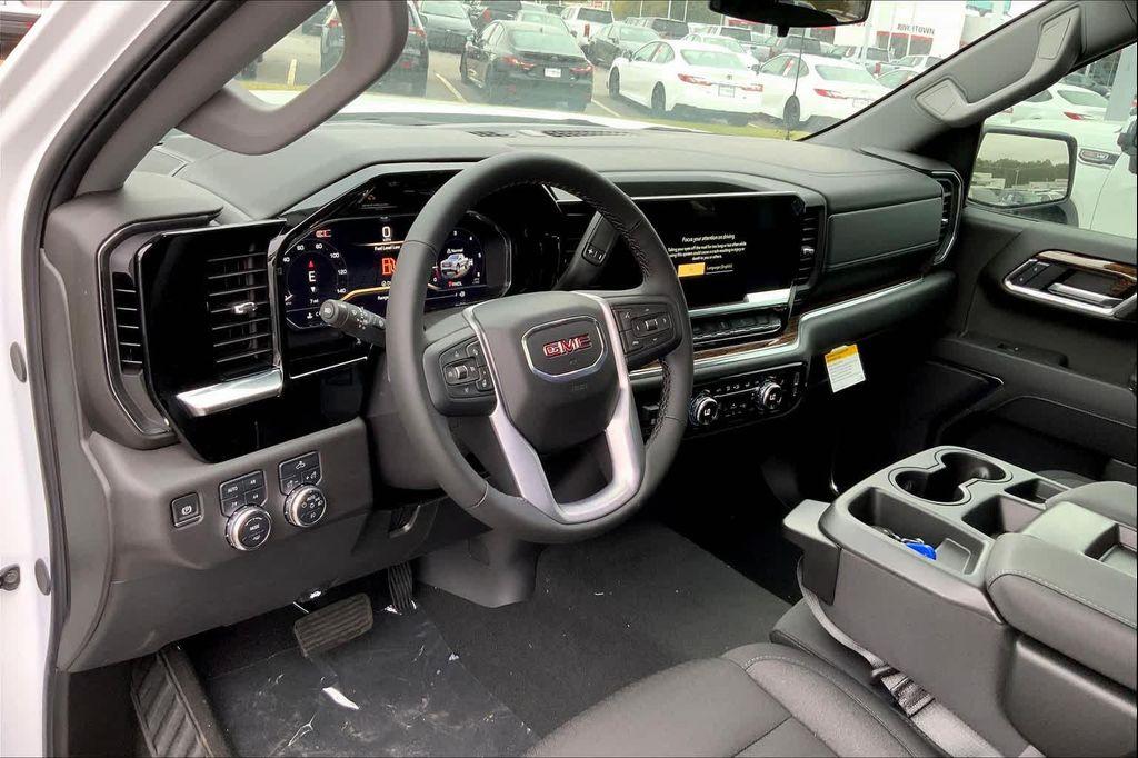 new 2025 GMC Sierra 1500 car, priced at $60,885