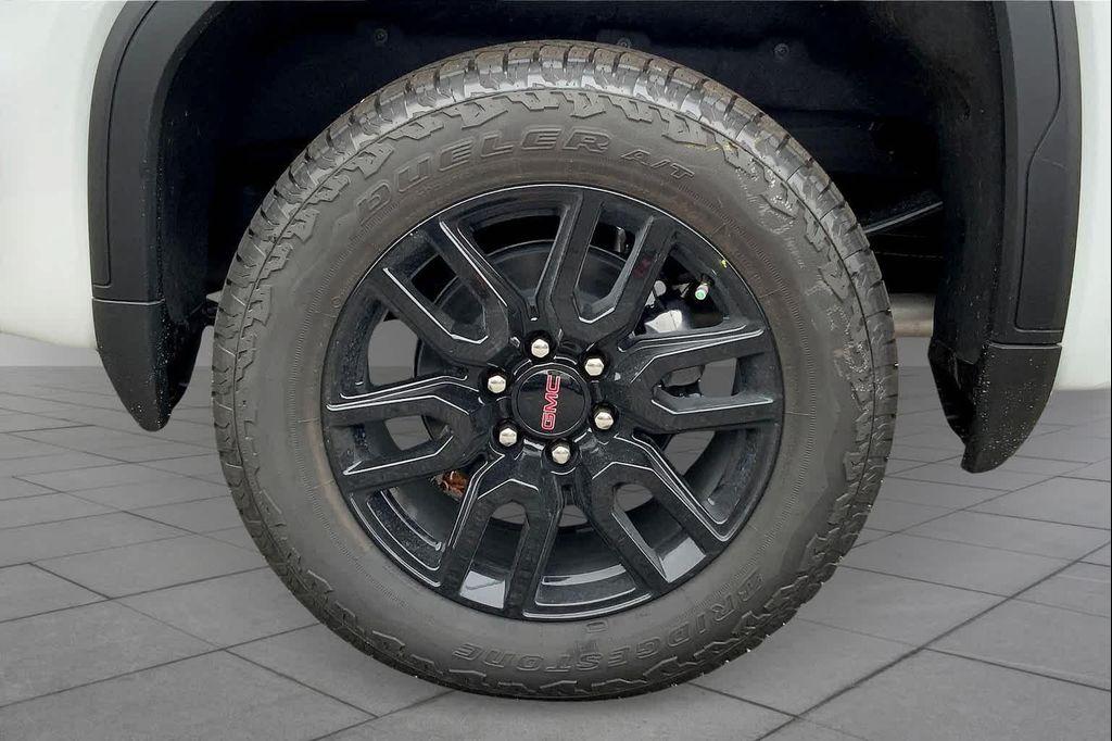 new 2025 GMC Sierra 1500 car, priced at $60,885