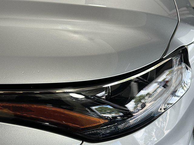 used 2023 Toyota Highlander car, priced at $37,977