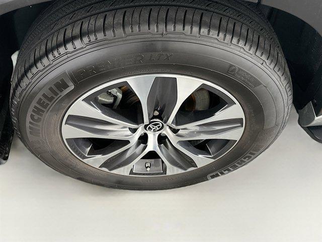 used 2023 Toyota Highlander car, priced at $37,977