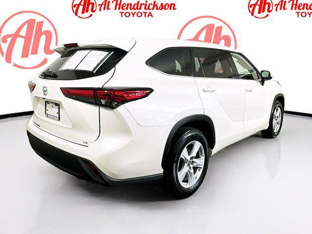 used 2021 Toyota Highlander car, priced at $24,977