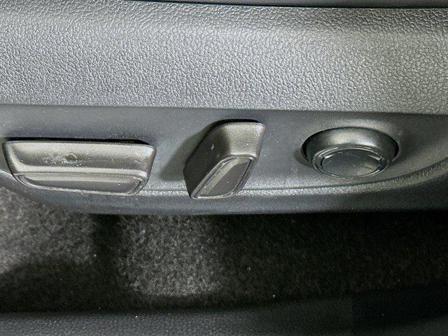 used 2020 Toyota RAV4 car, priced at $26,977