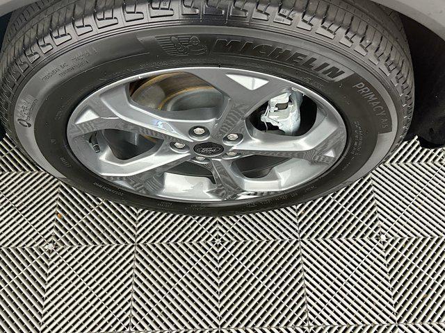 used 2025 Ford Escape car, priced at $20,999