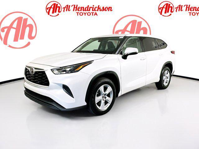 used 2022 Toyota Highlander car, priced at $27,977