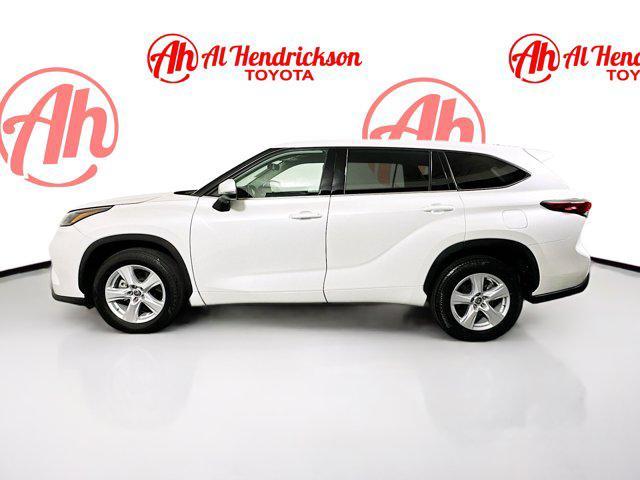 used 2022 Toyota Highlander car, priced at $27,977