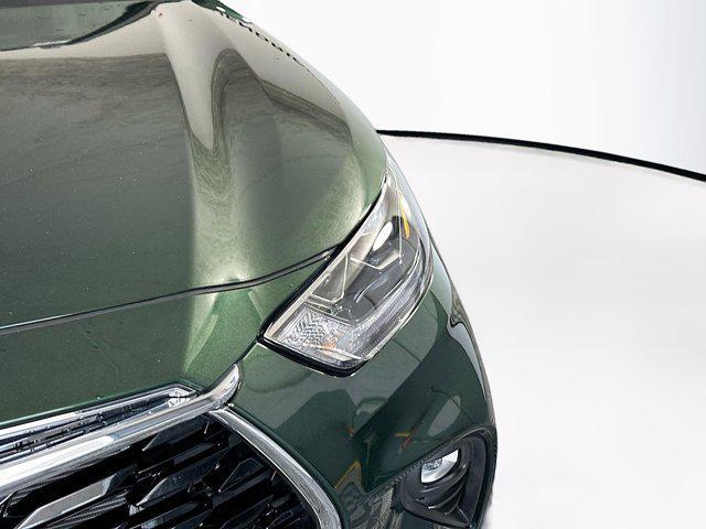 used 2023 Toyota Highlander car, priced at $38,977