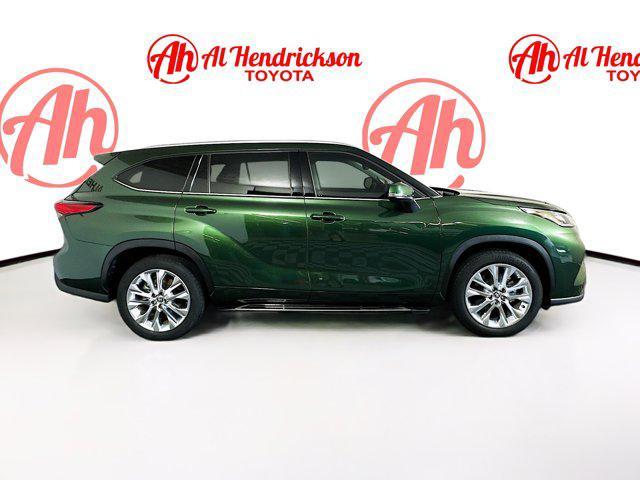 used 2023 Toyota Highlander car, priced at $38,977