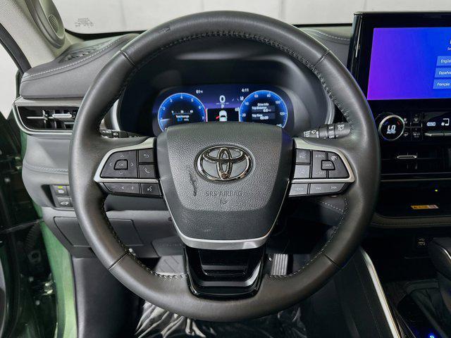 used 2023 Toyota Highlander car, priced at $38,977