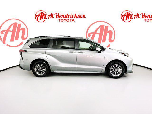 used 2022 Toyota Sienna car, priced at $39,977