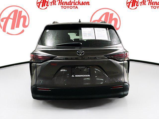 used 2023 Toyota Sienna car, priced at $40,977