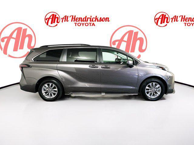 used 2023 Toyota Sienna car, priced at $40,977