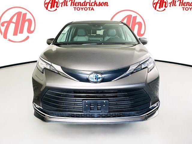 used 2023 Toyota Sienna car, priced at $40,977