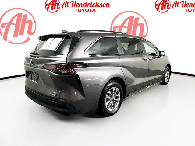 used 2023 Toyota Sienna car, priced at $40,977