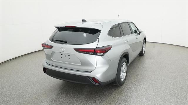 new 2025 Toyota Highlander car, priced at $42,617