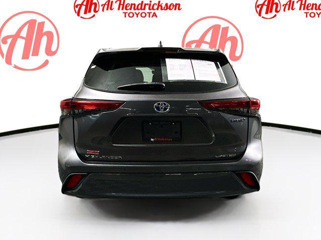 used 2021 Toyota Highlander Hybrid car, priced at $34,977