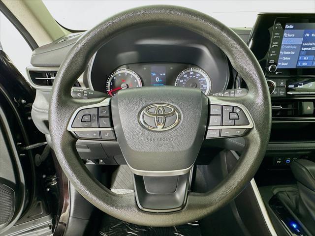 used 2022 Toyota Highlander car, priced at $27,877