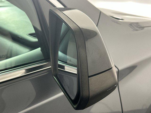 used 2021 Chevrolet Traverse car, priced at $17,477