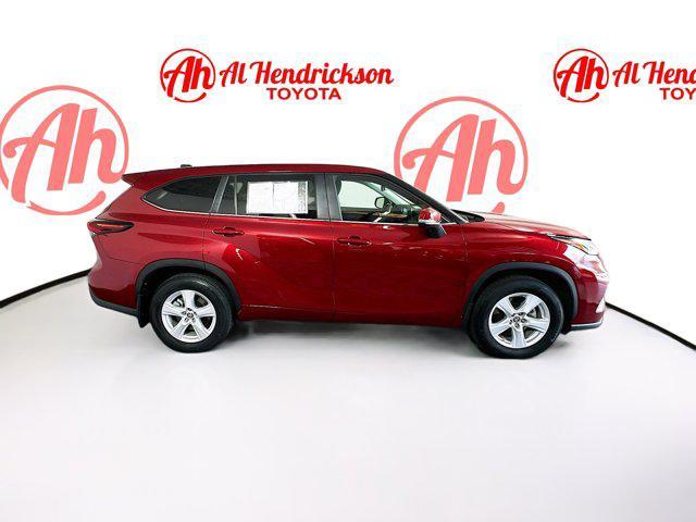 used 2024 Toyota Highlander car, priced at $33,477