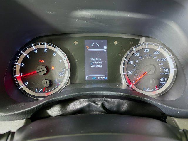 used 2022 Toyota Highlander car, priced at $28,999