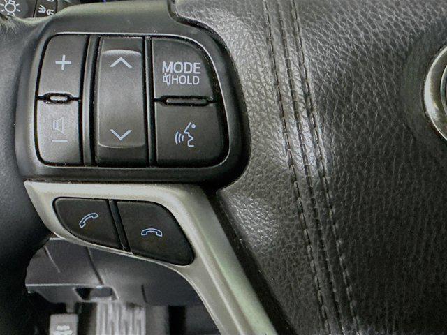 used 2018 Toyota Highlander car, priced at $23,677