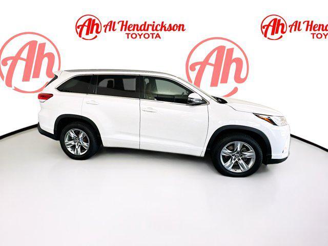 used 2018 Toyota Highlander car, priced at $23,677